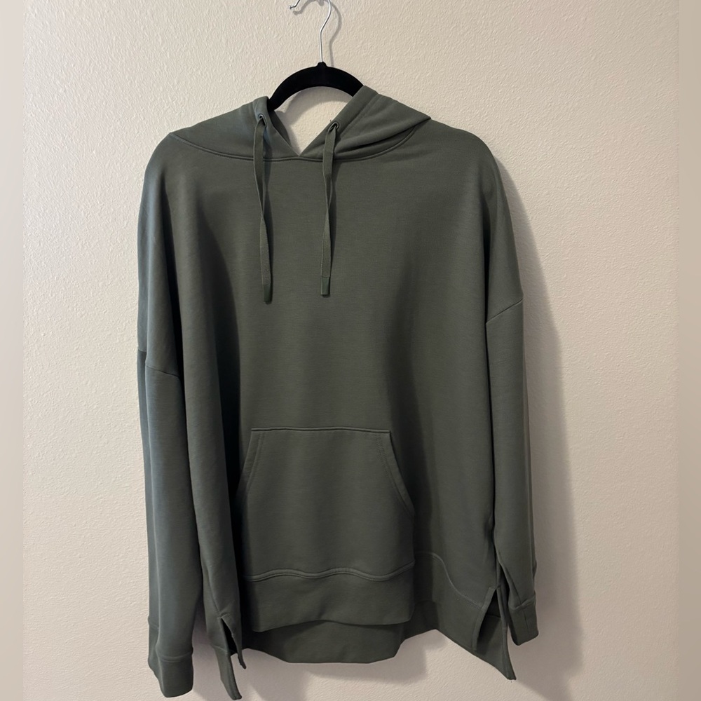 OLDNAVY(?) olive green sweatshirt